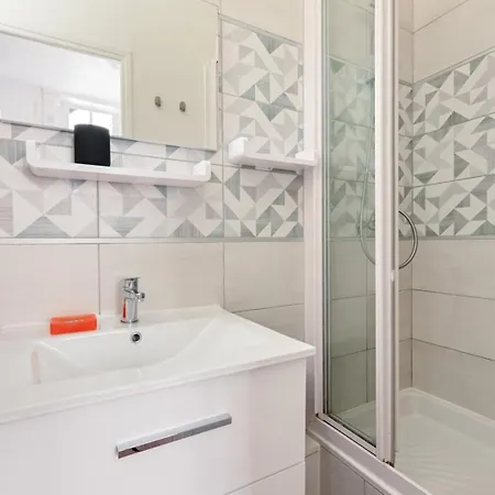 The Valmy Retreat Peaceful & Private Terrace Appartement Lyon