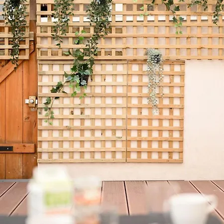 Appartement The Valmy Retreat Peaceful & Private Terrace